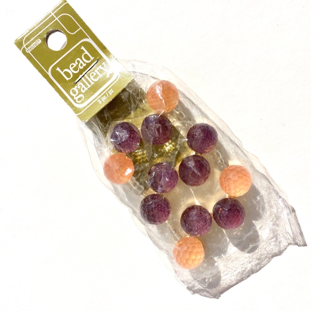 Halcraft Bead Gallery 96215 purple orange faceted round resin large beads